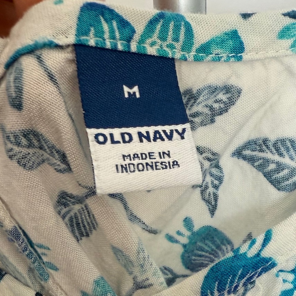 White and blue floral midi dress from GAP - Picture 3 of 4